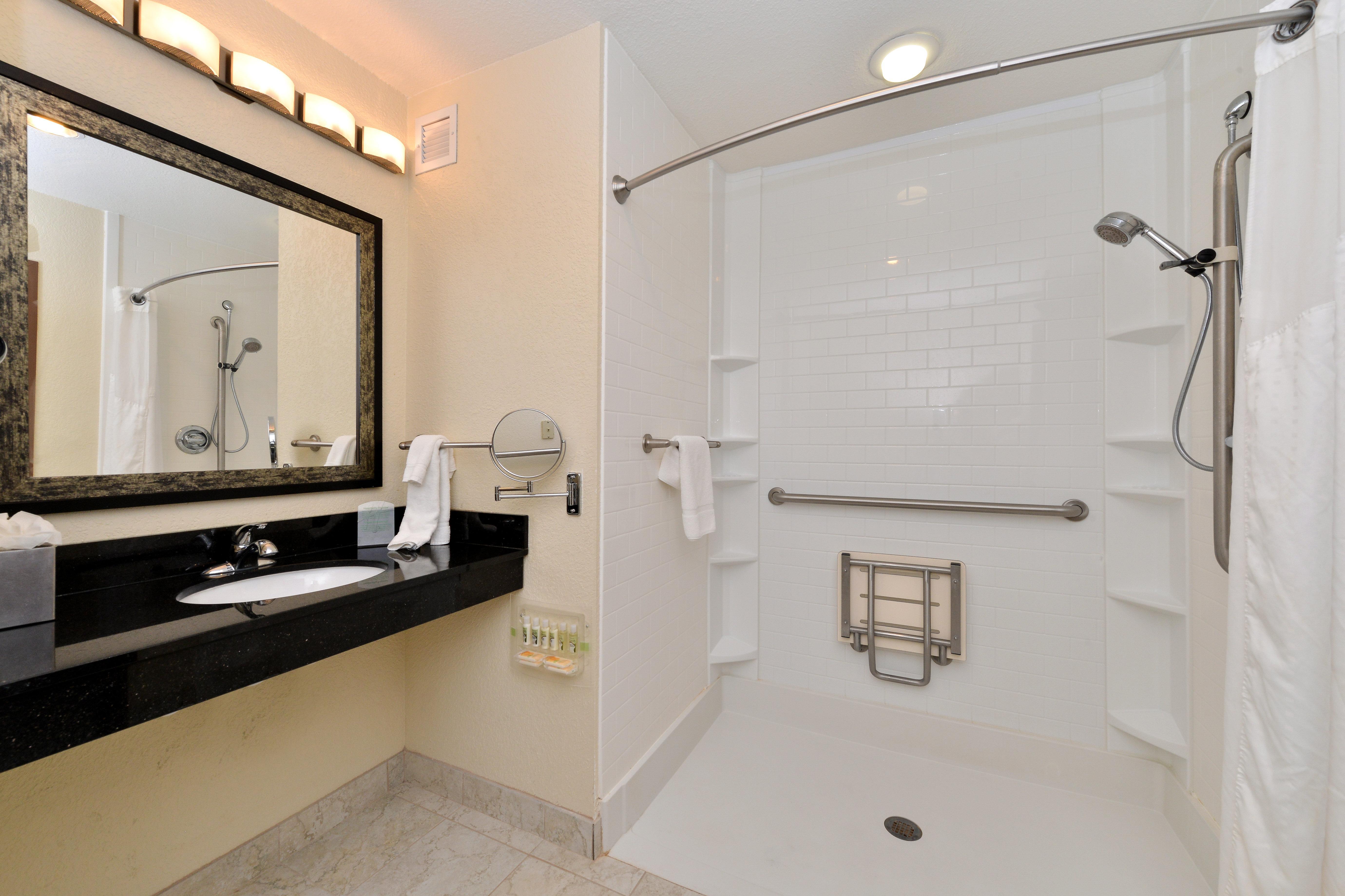 Holiday Inn Montgomery South Airport By Ihg Hope Hull Екстериор снимка