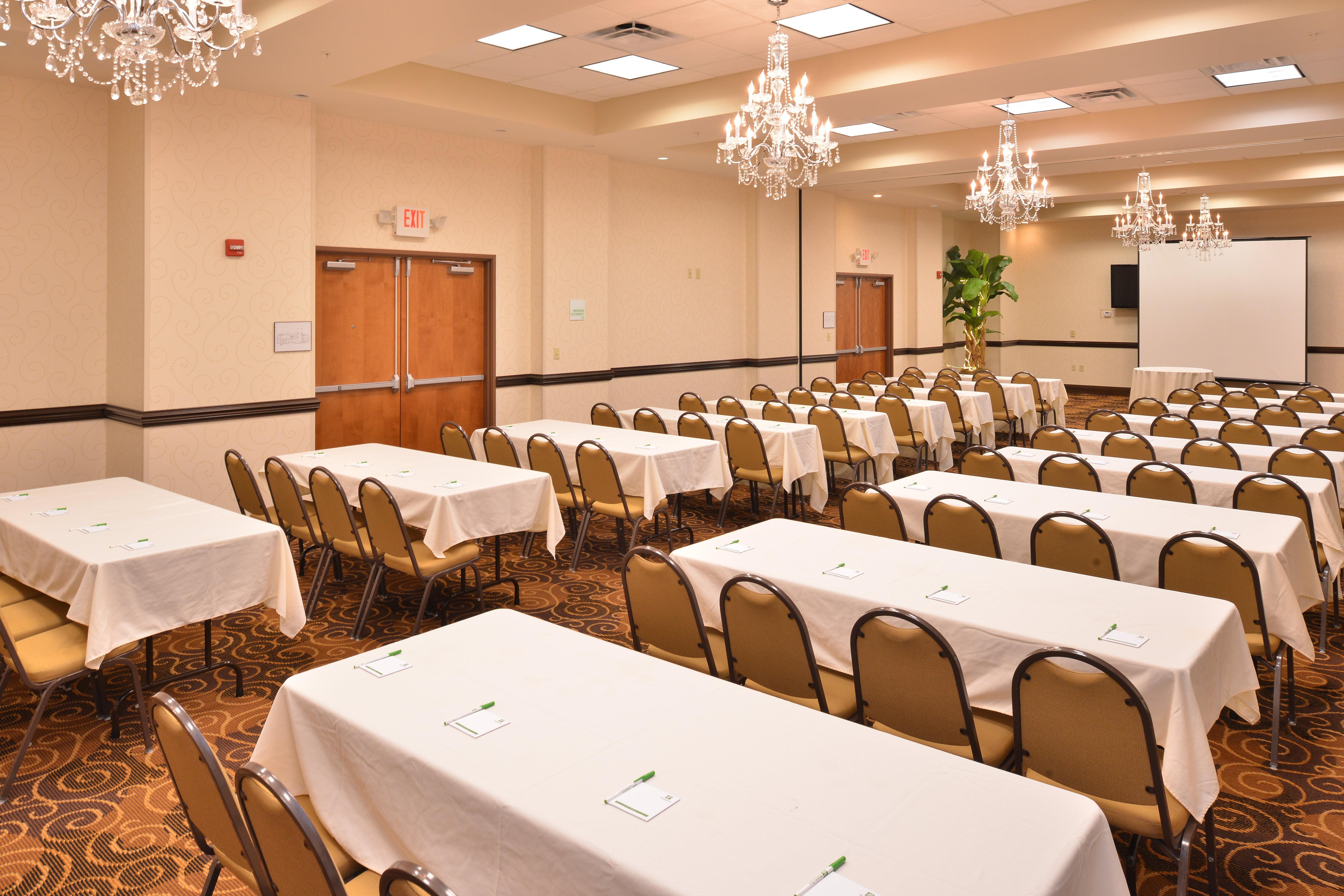 Holiday Inn Montgomery South Airport By Ihg Hope Hull Екстериор снимка